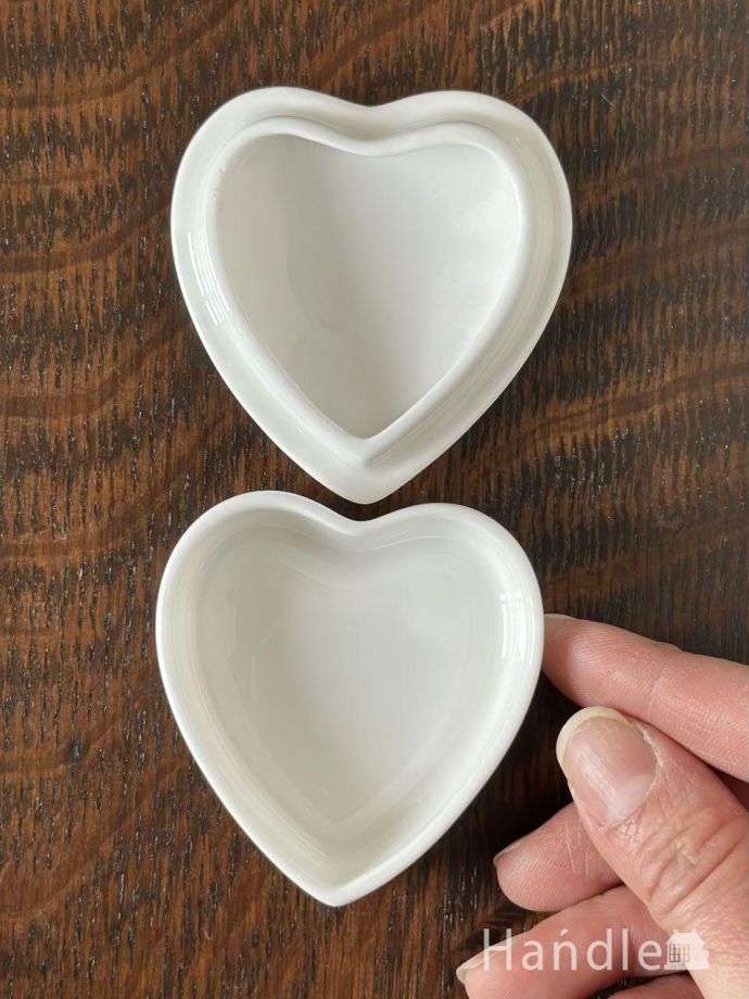 アンティークのトリンケットボックス