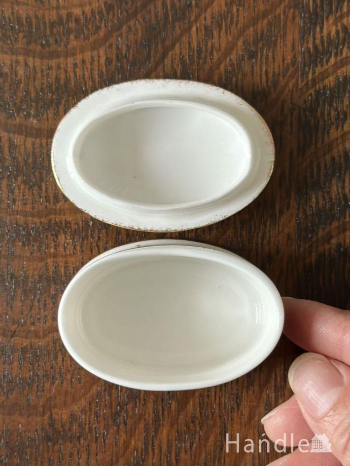 アンティークのトリンケットボックス