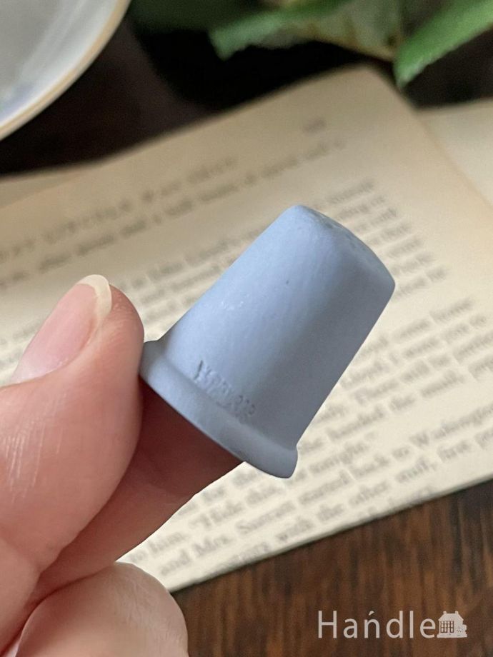 英国アンティークのおしゃれなシンブル