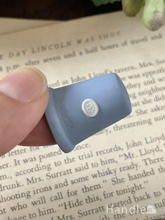 英国アンティークのおしゃれなシンブル