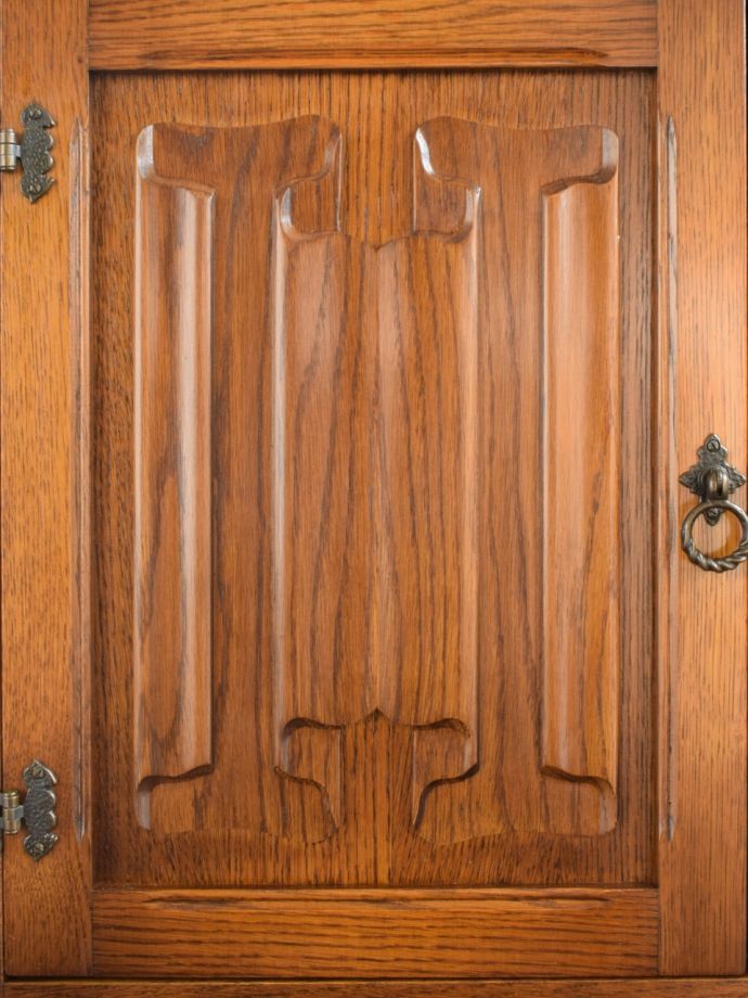 アンティーク家具の装飾