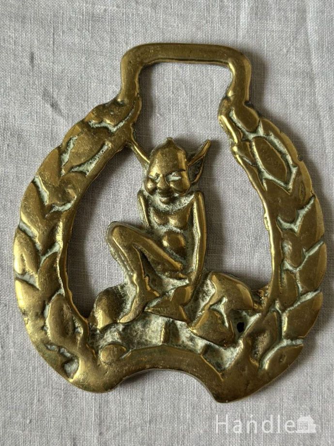 アンティークの真鍮ホースブレス