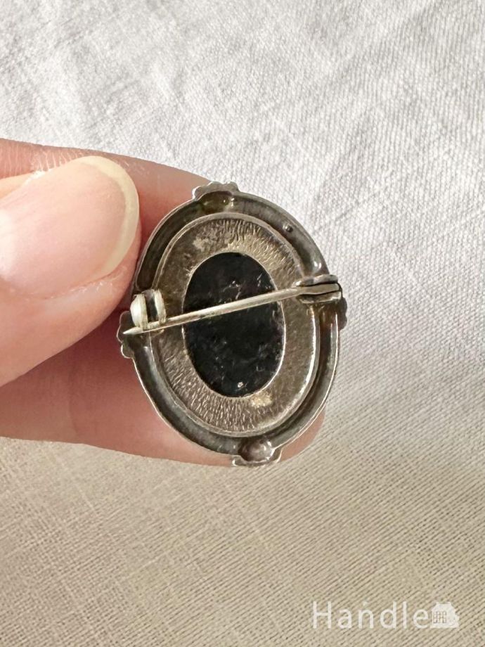 おしゃれなブローチ