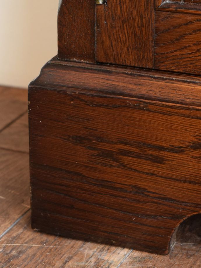 アンティーク家具の脚