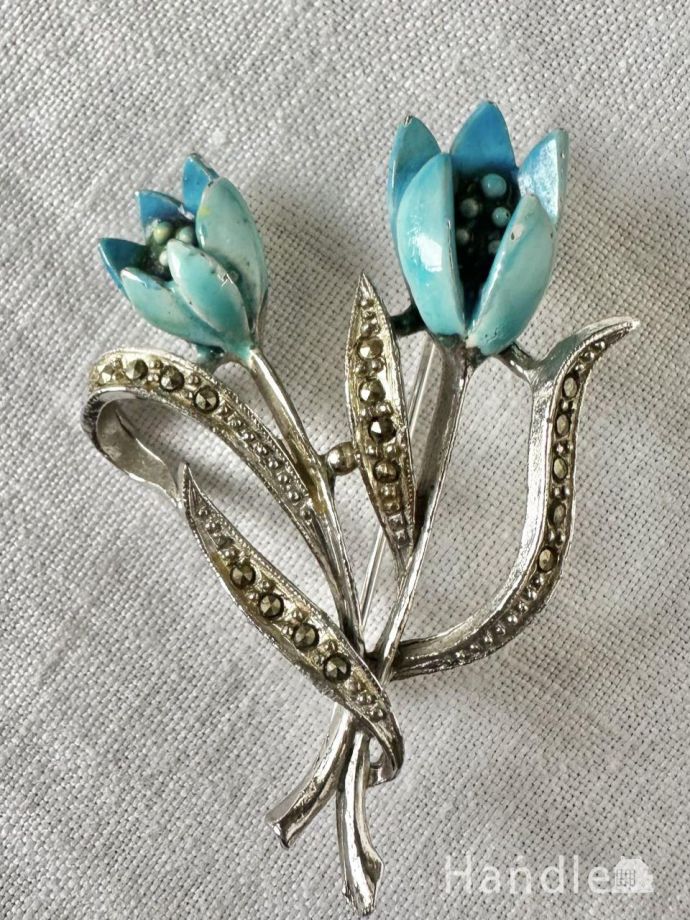 アンティークのブローチ