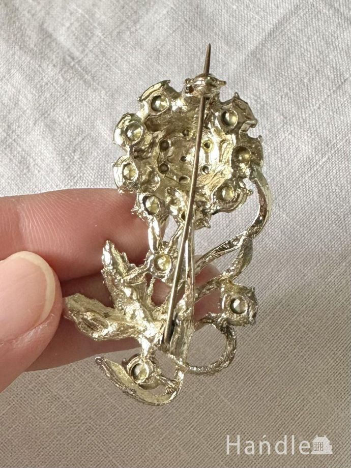 おしゃれなブローチ