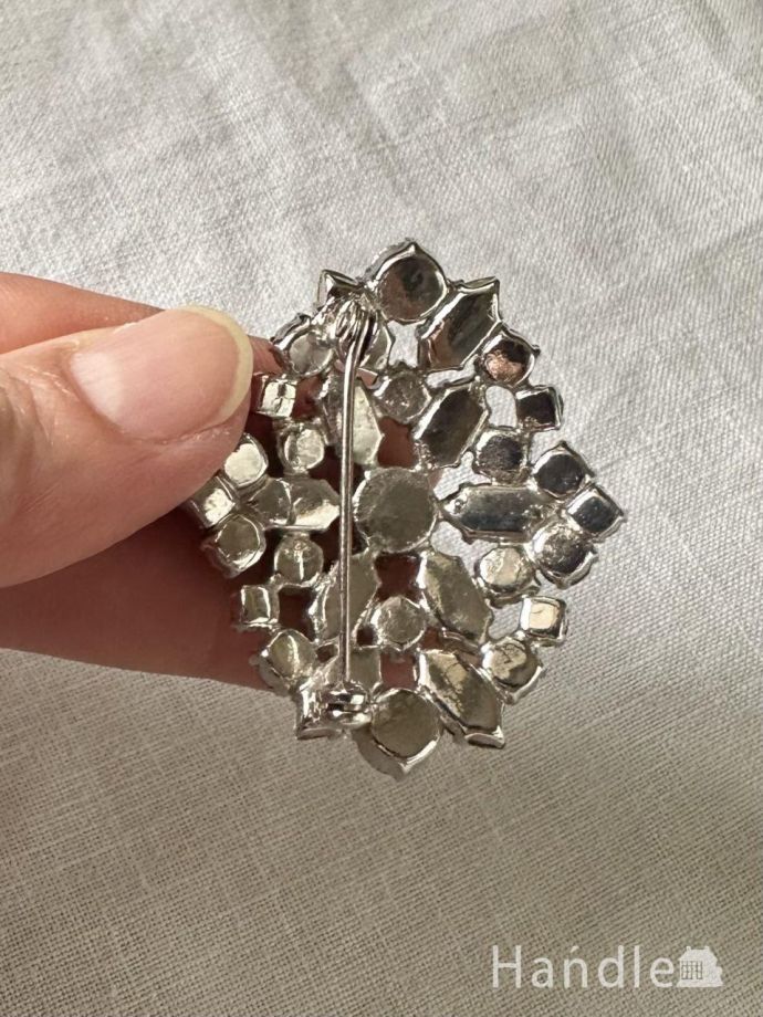 おしゃれなブローチ