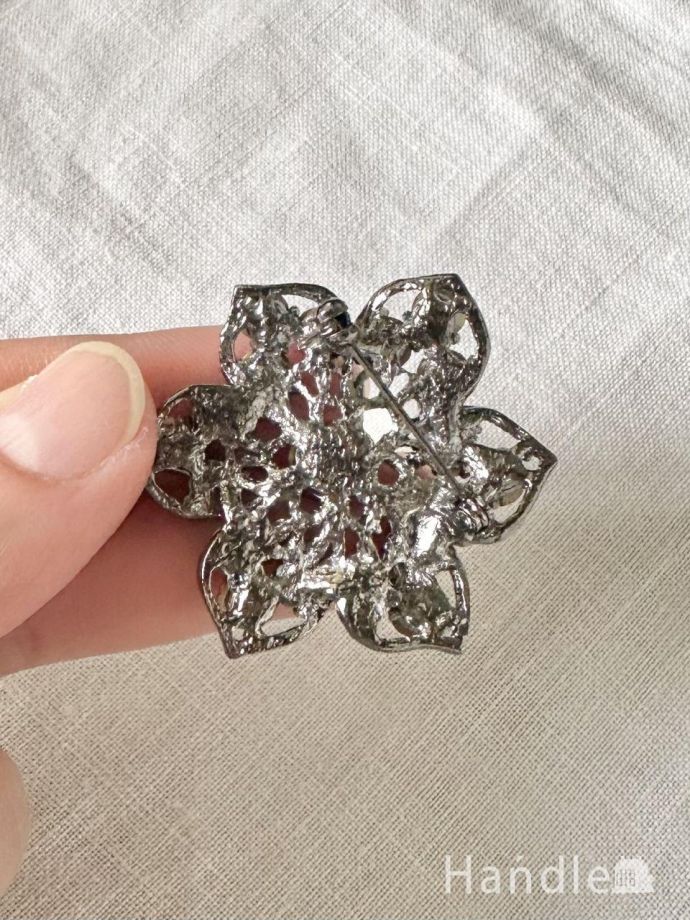 おしゃれなブローチ