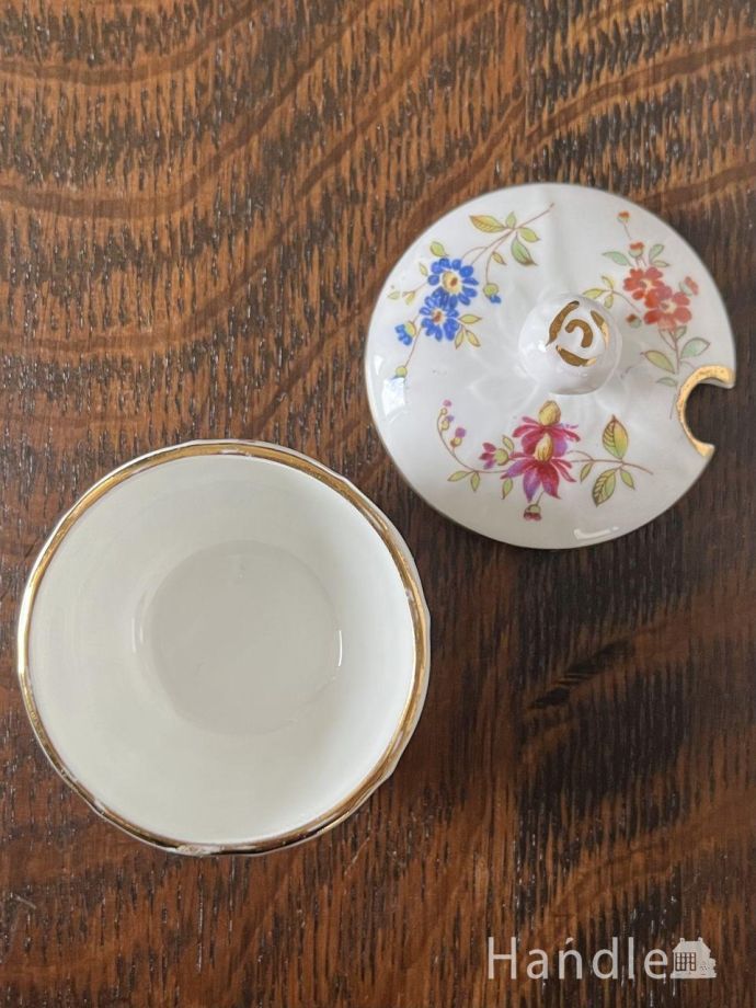 英国アンティークのおしゃれな食器