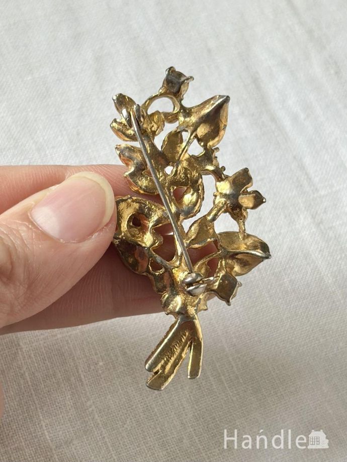 おしゃれなブローチ