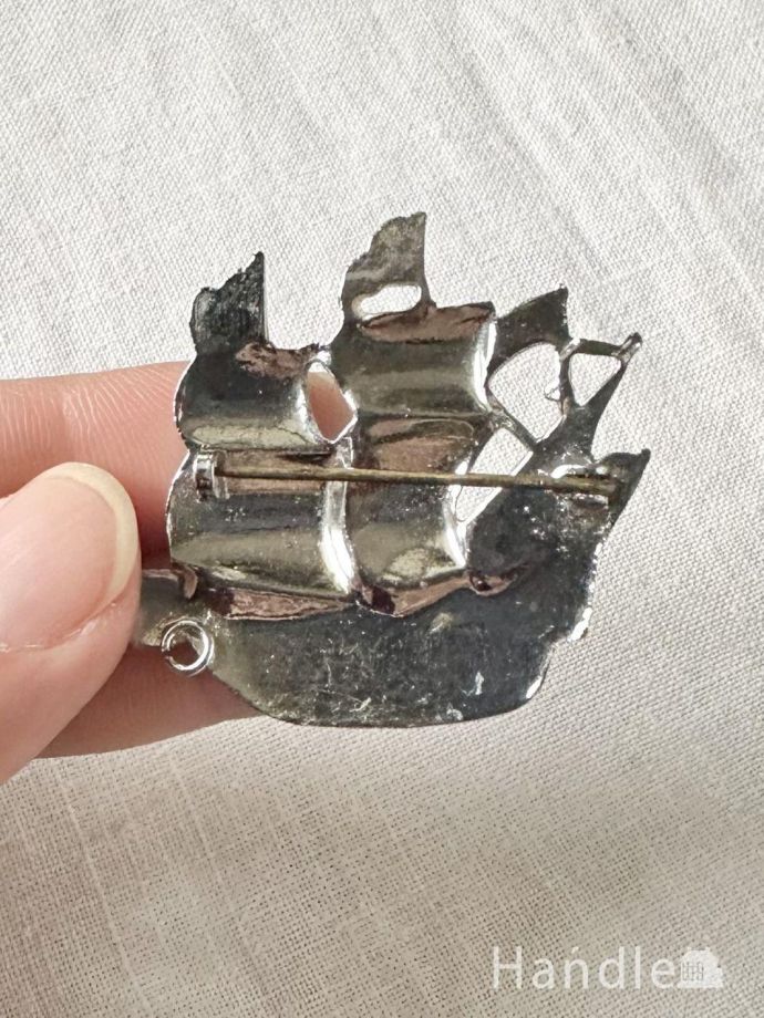 おしゃれなブローチ