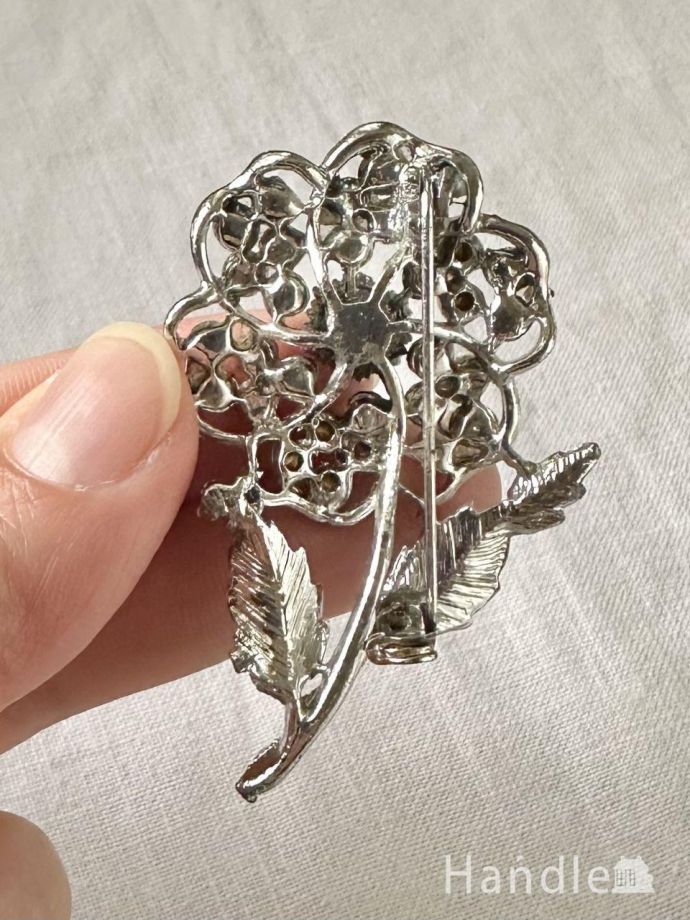 おしゃれなブローチ