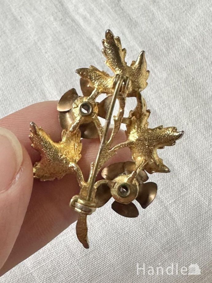 おしゃれなブローチ