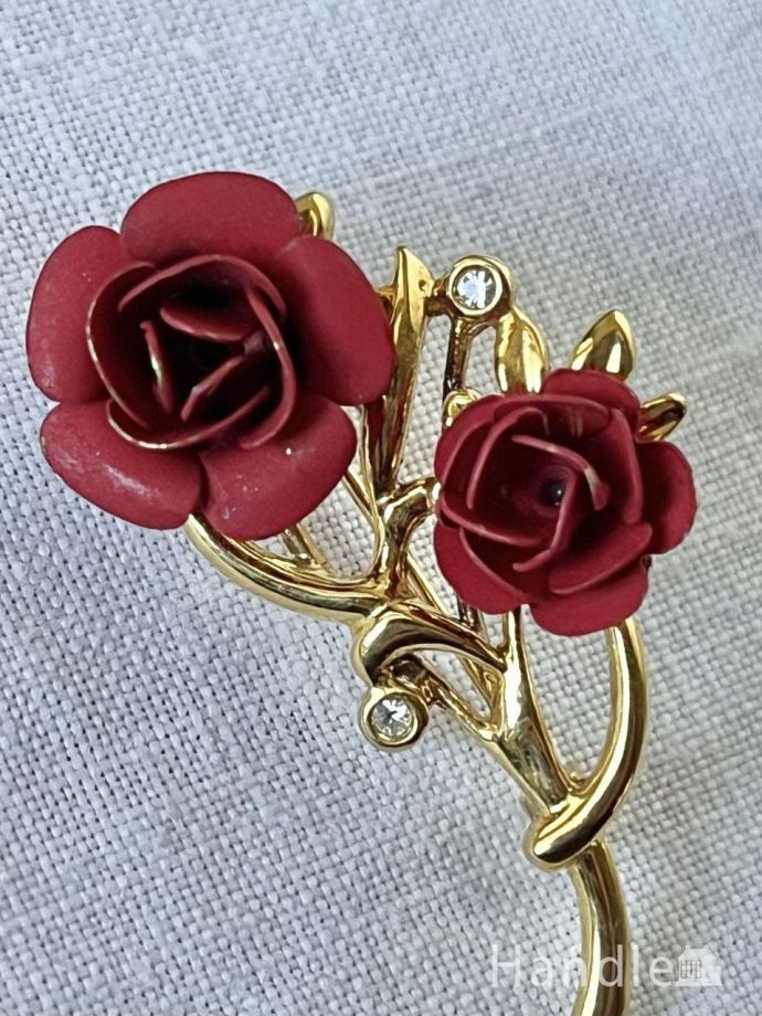 アンティークのブローチ