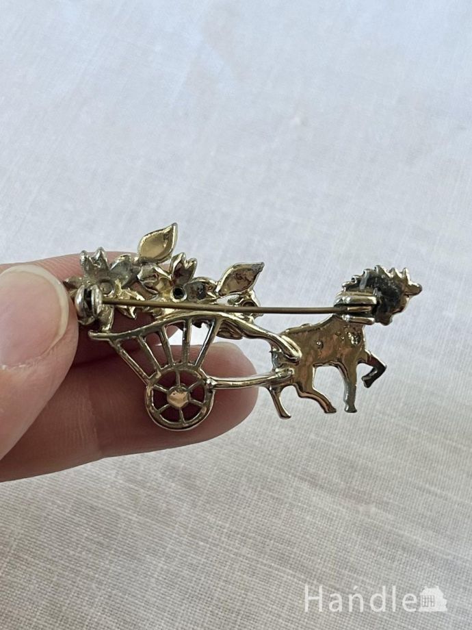 おしゃれなブローチ