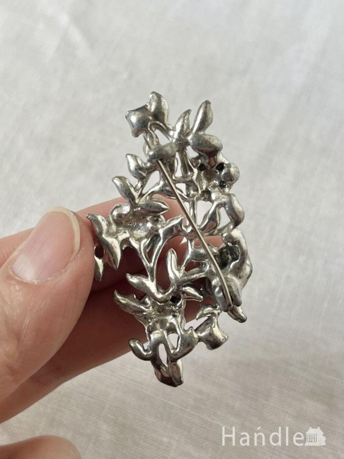 おしゃれなブローチ