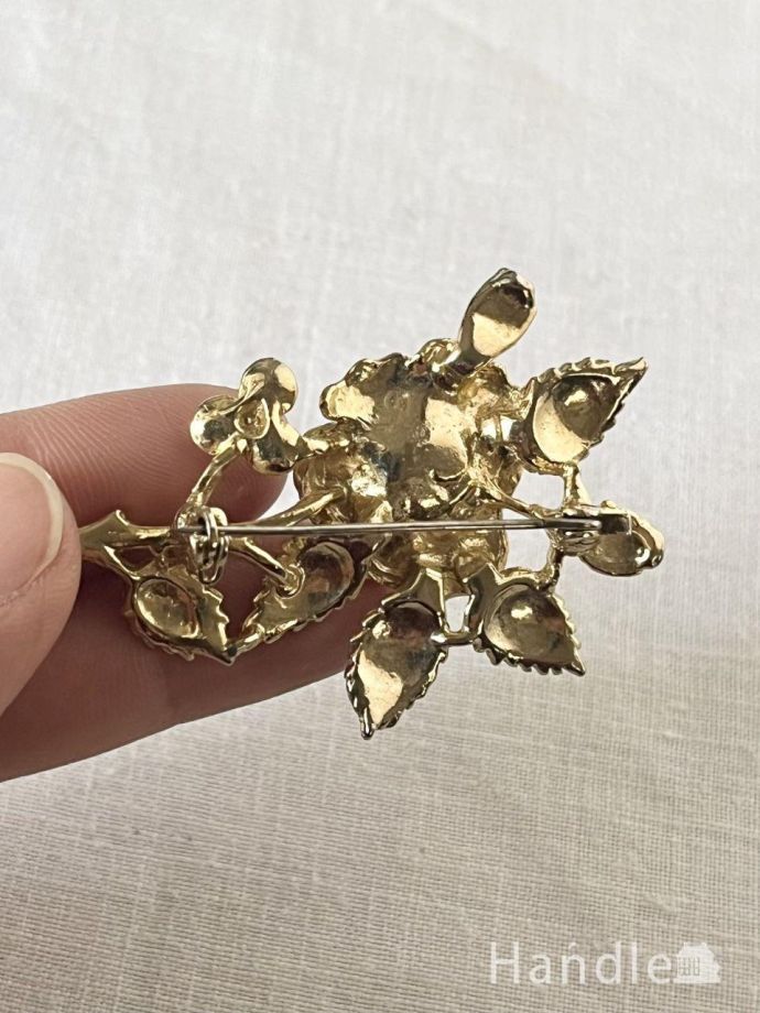 おしゃれなブローチ