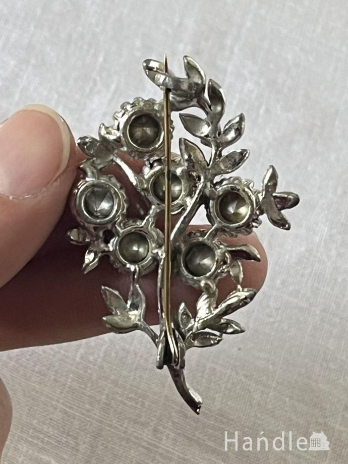 おしゃれなブローチ