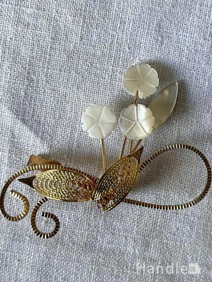 アンティークのブローチ