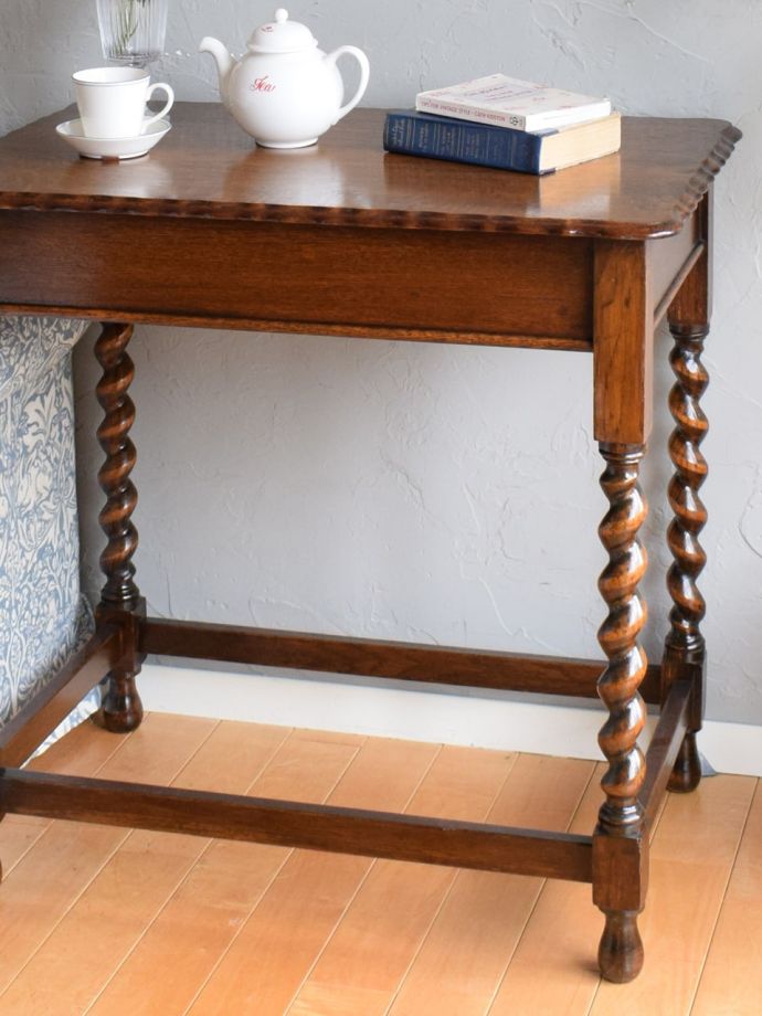 おしゃれなサイドテーブル