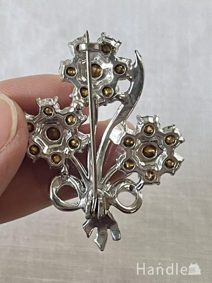 おしゃれなブローチ