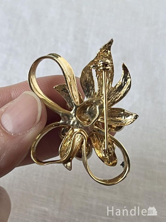 おしゃれなブローチ