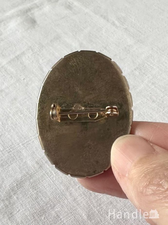 おしゃれなブローチ