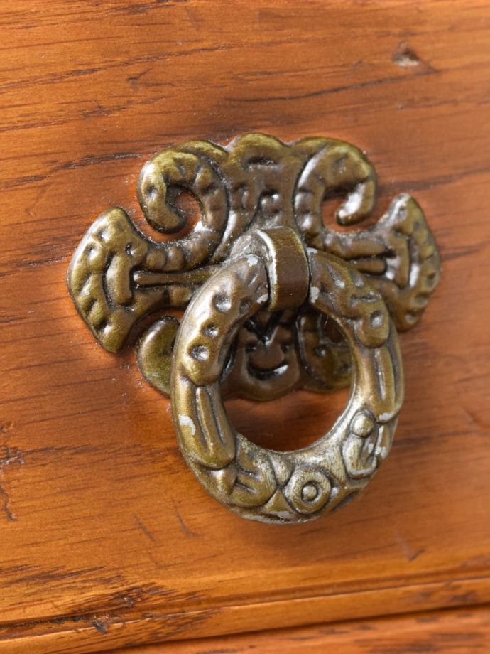 アンティークチェストの取っ手