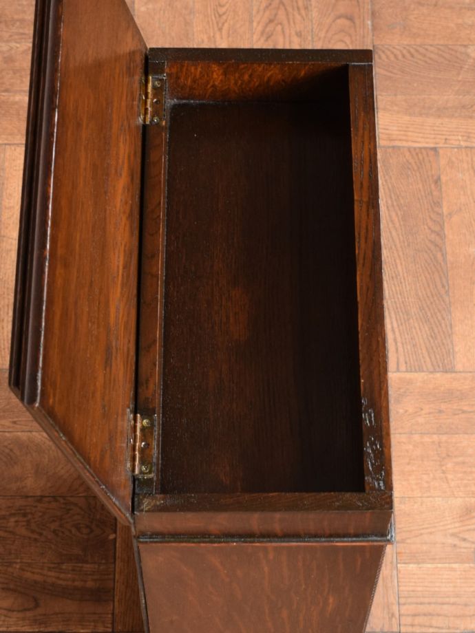 アンティーク本棚の天板