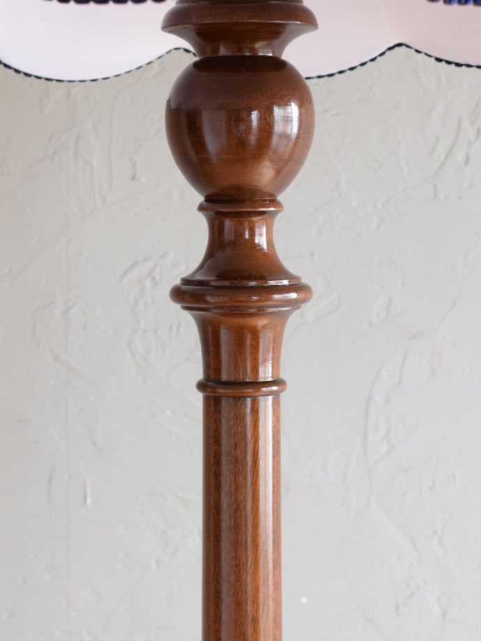 フロアランプの装飾