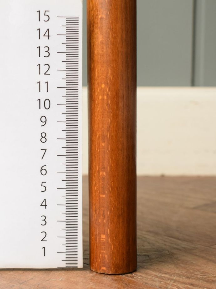 アンティーク家具の脚