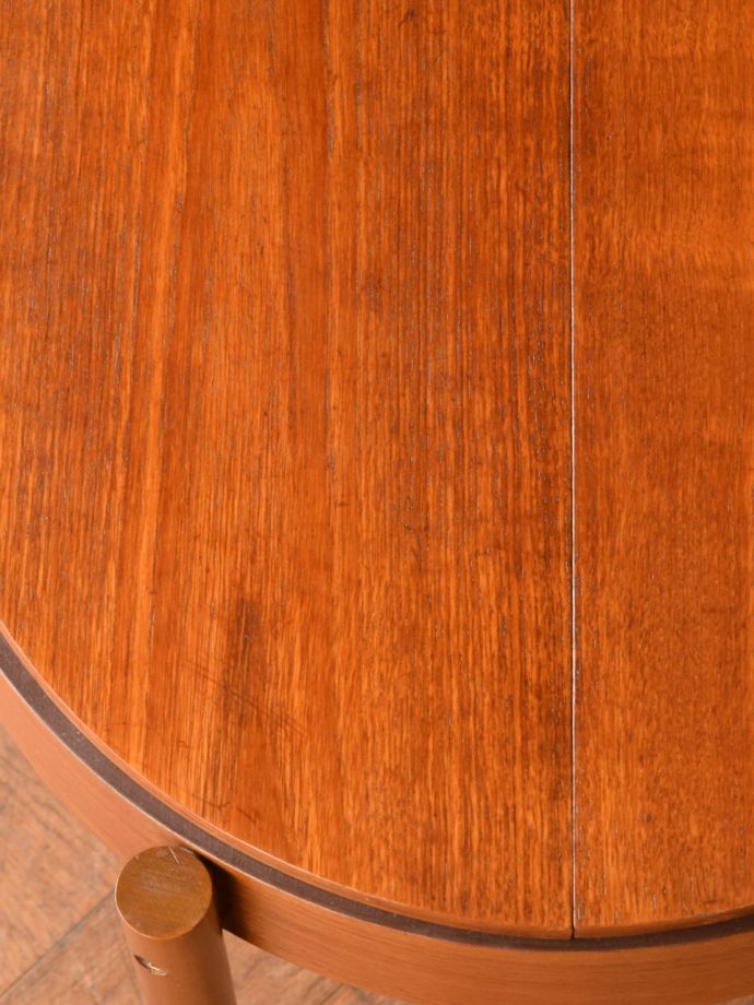 テーブルの天板