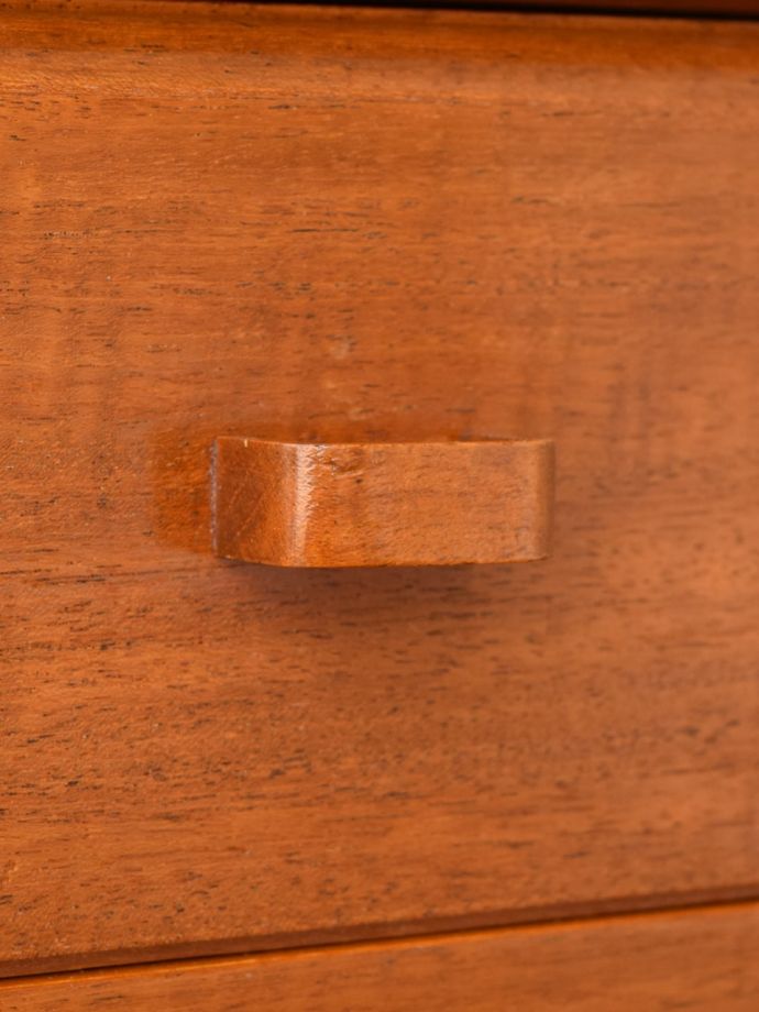 チェストのおしゃれな取っ手