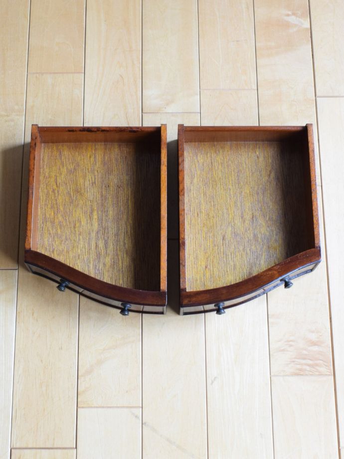 コンソールテーブルの引き出し