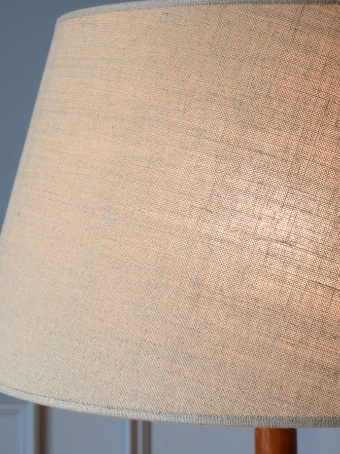フロアランプのシェード