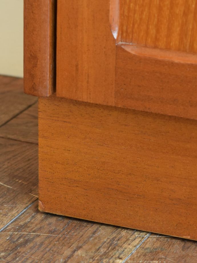 ビンテージ家具の脚