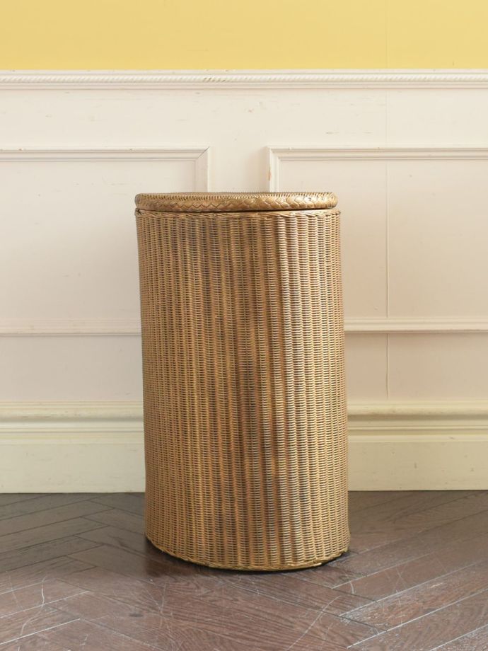 ロイドルームボックスの側面