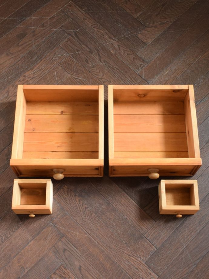 ドレッサーの引き出し