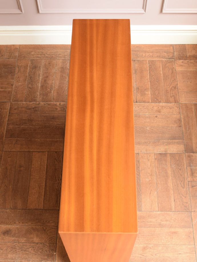 北欧キャビネットの天板