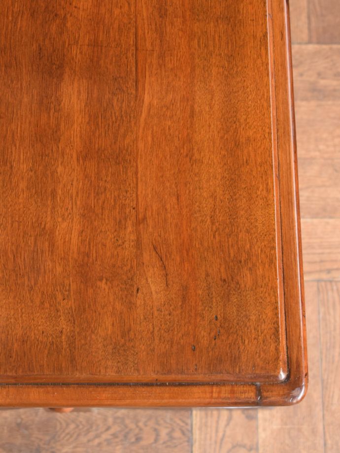 サイドテーブルの天板