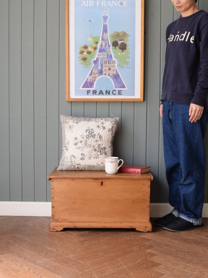 アンティークのブランケットボックス