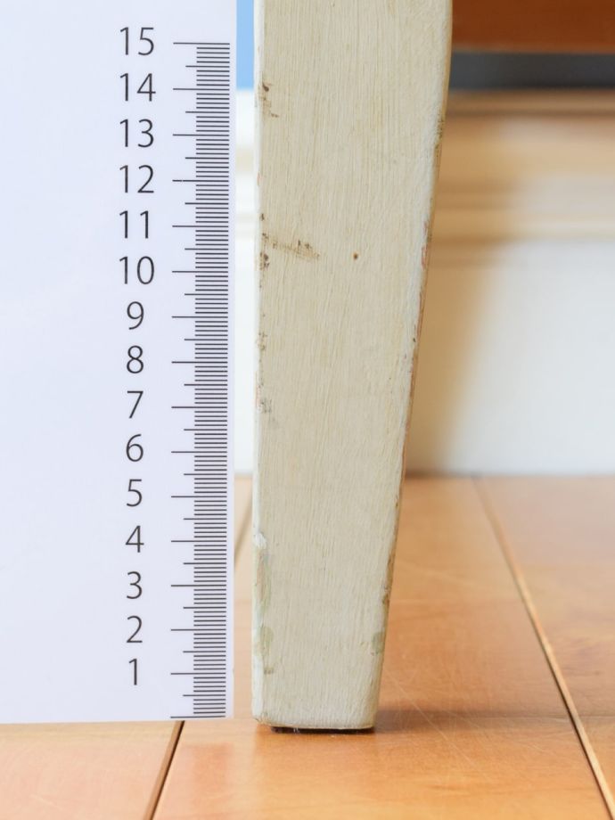 アンティーク家具の脚