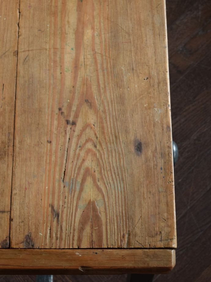 天板を近くでチェック！