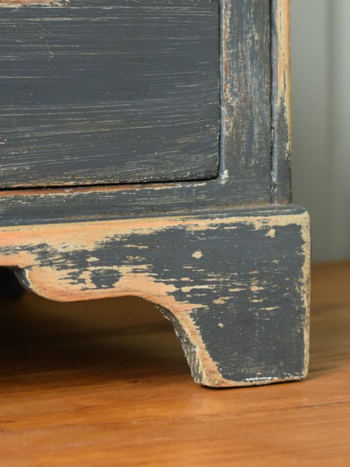アンティーク家具の脚