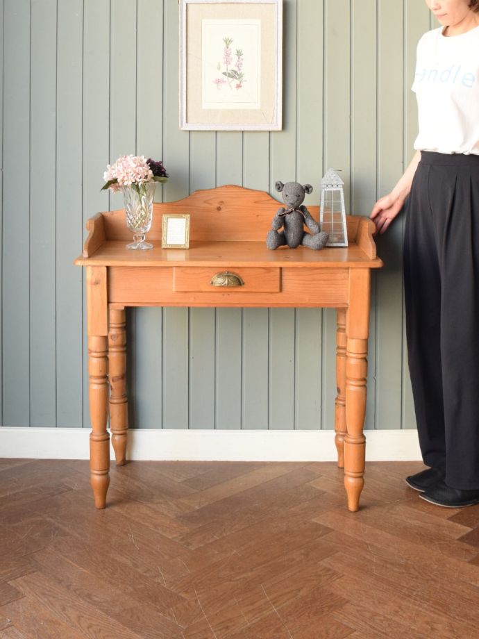 アンティークコンソールテーブル