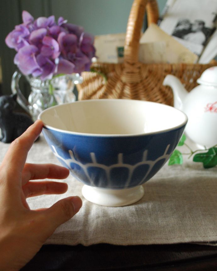アンティーク 陶磁器の雑貨　アンティーク雑貨　フランスから到着、Niderviller社のアンティークカフェオレボウル （ニーデルヴィレー）。大きさはコレくらいですとっても使いやすい大きさ。(h-312-z)
