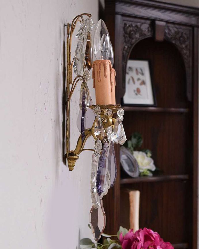 壁付けシャンデリアの側面