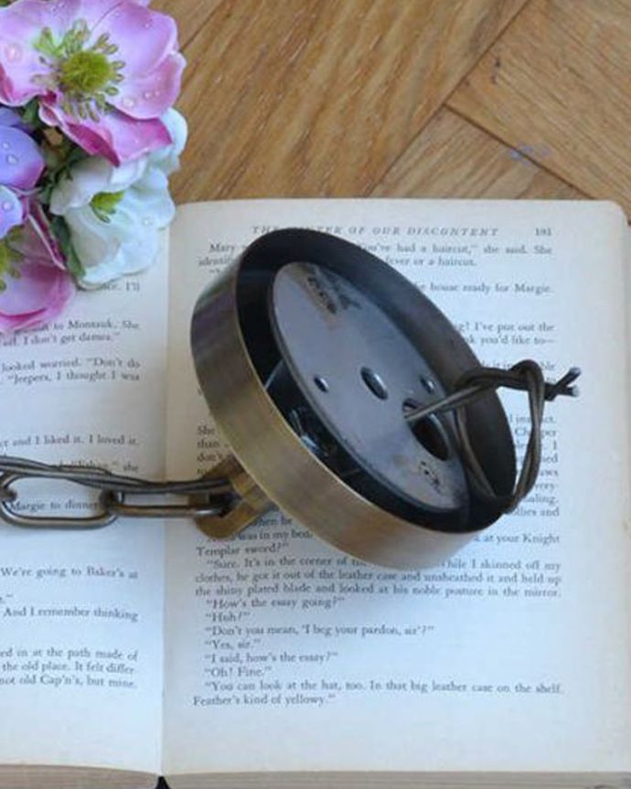 シャンデリア　照明・ライティング　ビーズが煌くフランスのアンティークシャンデリア(8灯)（Ｅ17シャンデリア球付） 。直結するタイプです。(h-347-z)