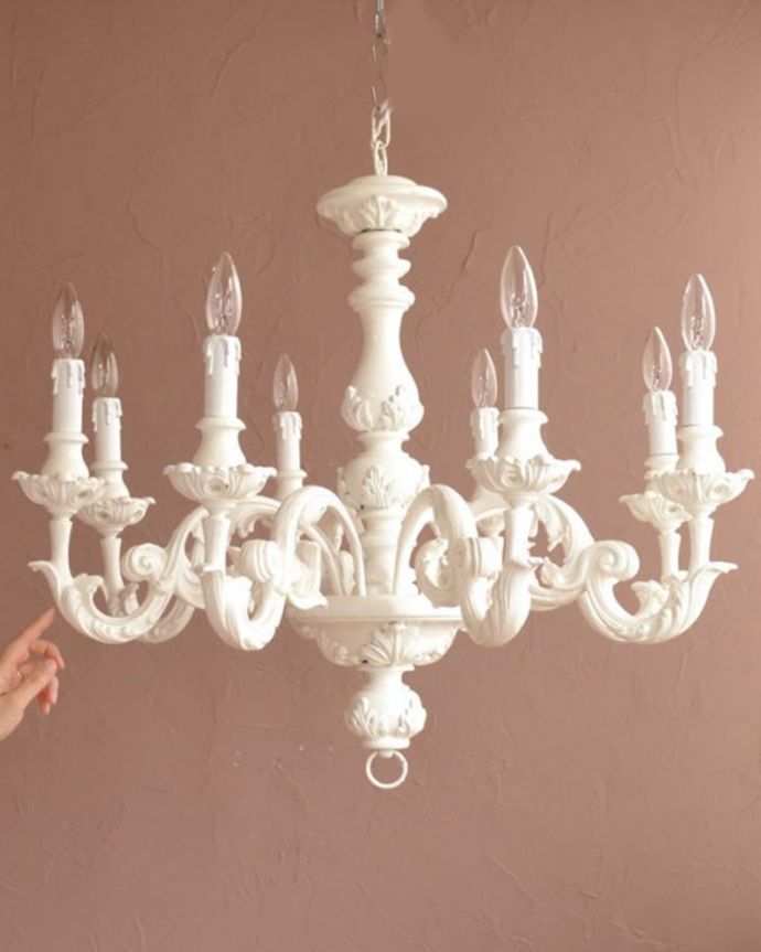 照明・ライティング シャンデリア フランスらしく優雅なデザインのシャンデリアインテリアの一部としてお部屋を素敵に彩ってくれるシャンデリア。(h-384-z)