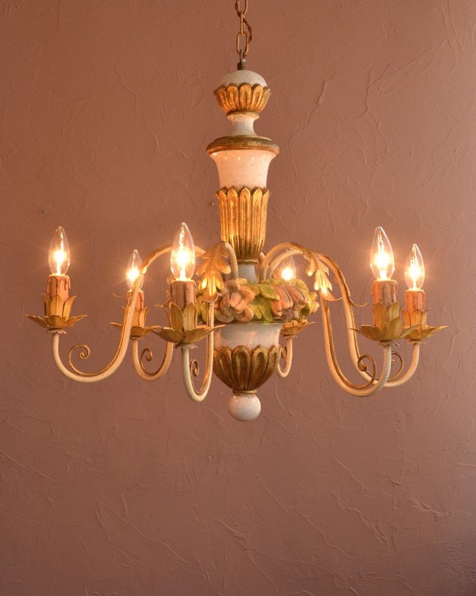 照明・ライティング フランスで見つけたアンティーク風のシャンデリア（6灯）（Ｅ17シャンデリア球）。。(h-390-z)